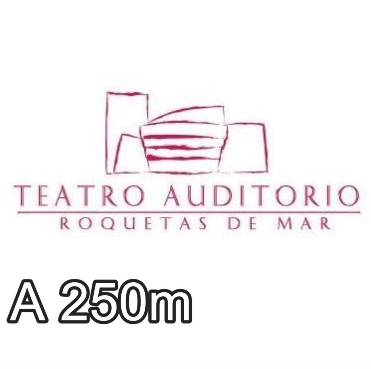 Atico Junto Al Teatro Auditorio De Roquetas De Mar Luaran gambar